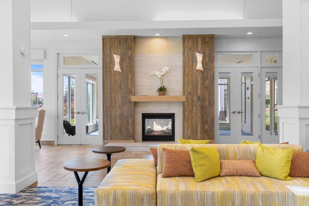 Hilton Garden Inn Auburn photo 3