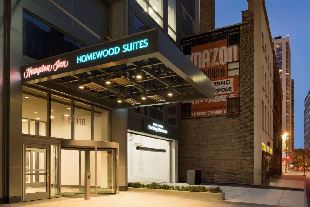 Hampton Inn by Hilton Chicago Downtown West Loop photo 2