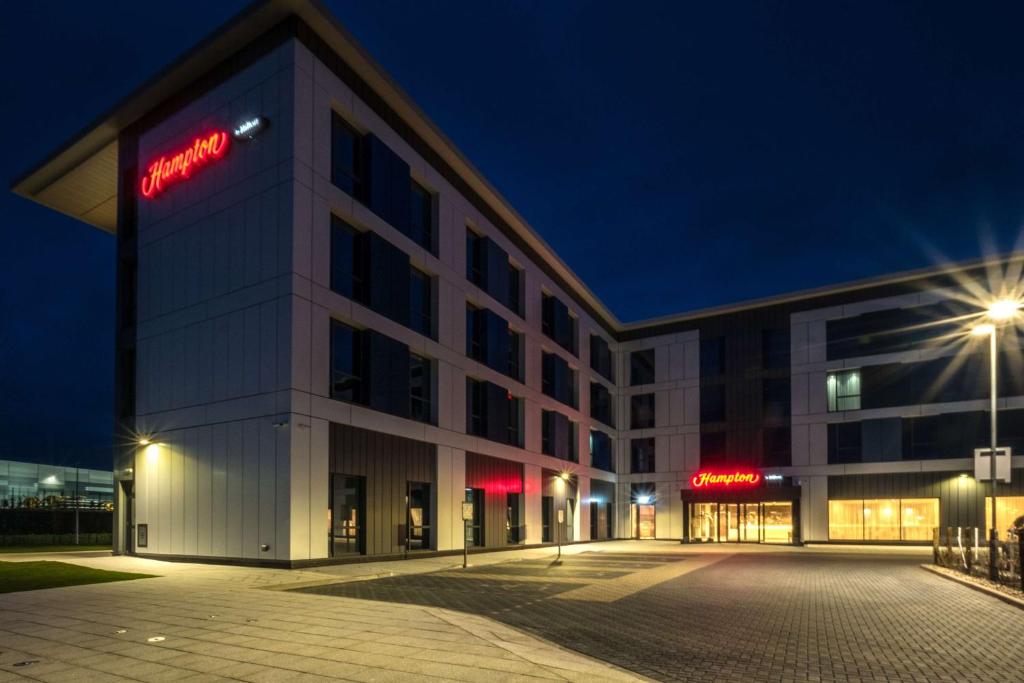 Hampton By Hilton Aberdeen Airport photo 1