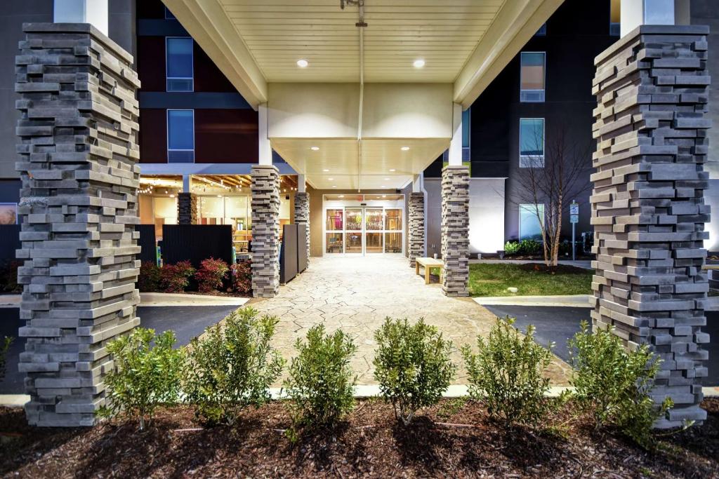 Home2 Suites By Hilton Smyrna Nashville photo 1
