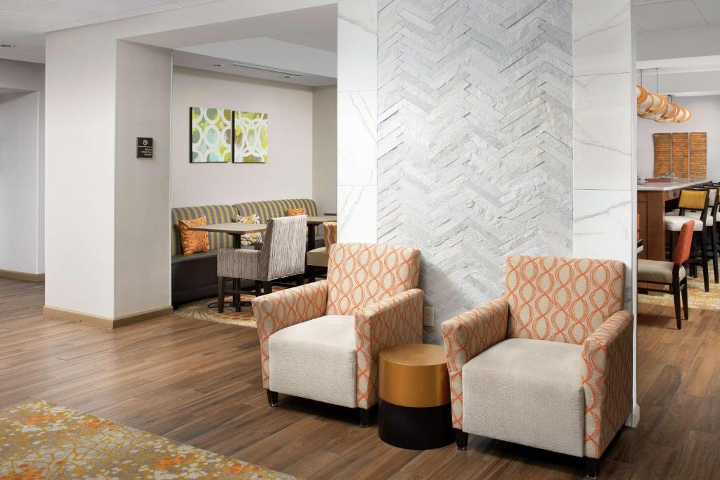 Hampton Inn Denver Tech Center South photo 2