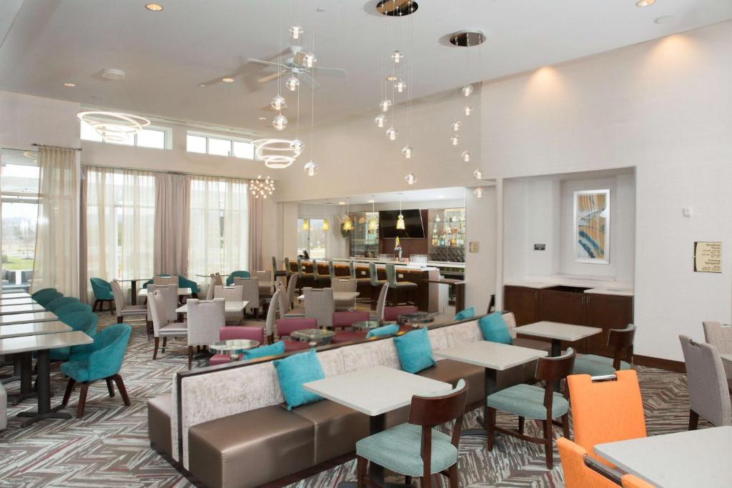 Homewood Suites by Hilton Allentown Bethlehem Center Valley image