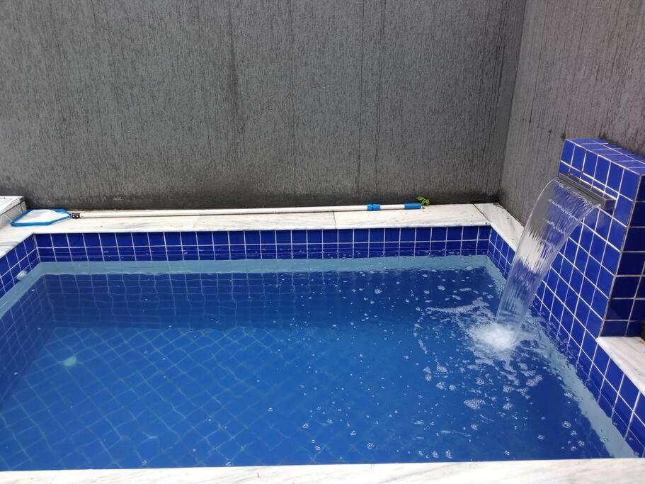 Casa com piscina (Itanhaém)