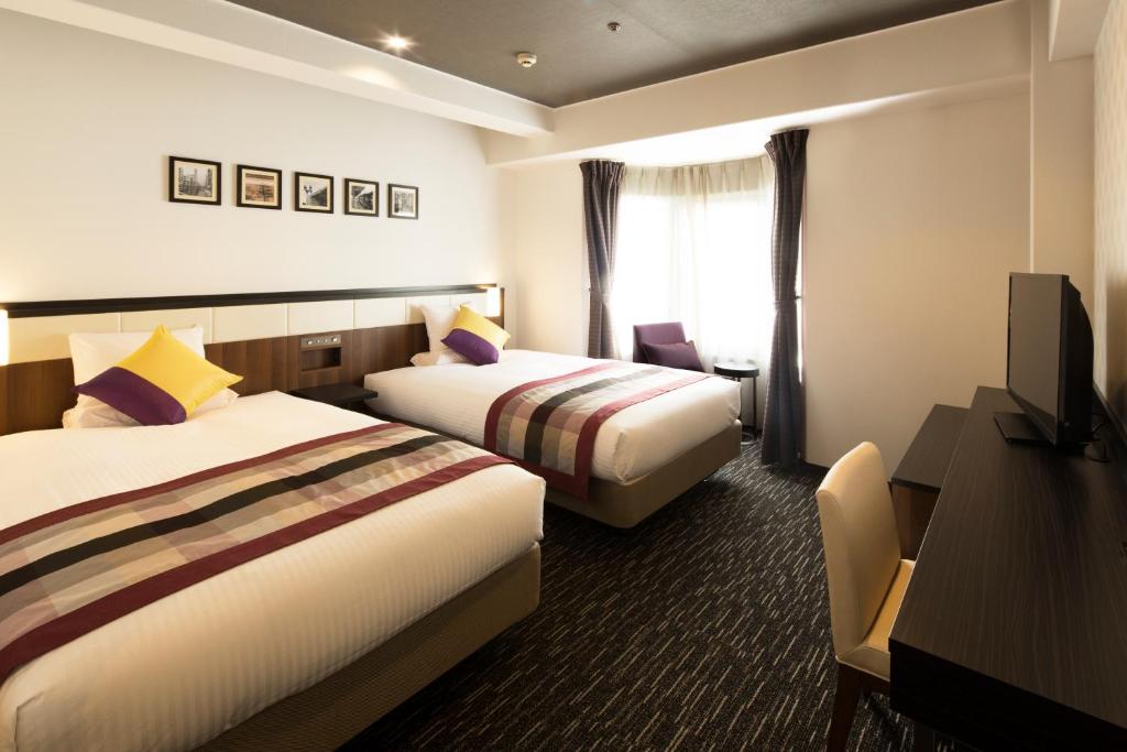 HOTEL MYSTAYS Shinsaibashi photo 2