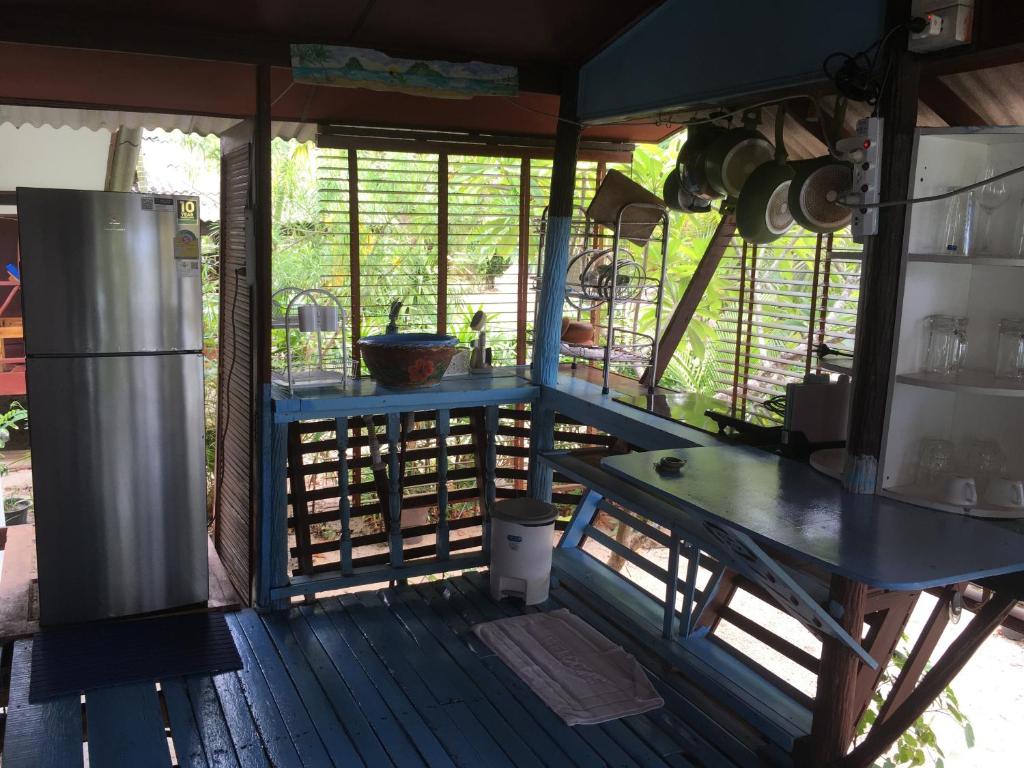 Bangpo Village Tiny Country Beach House photo 4