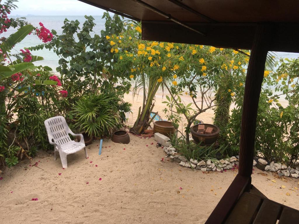 Bangpo Village Tiny Country Beach House photo 3