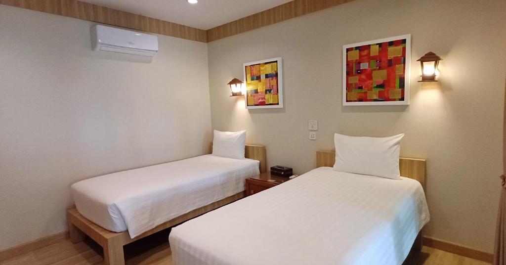 Uthai River Lake Resort photo 2