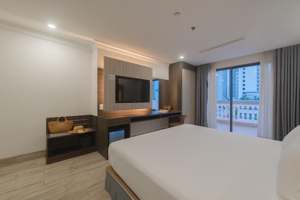 Seven Seas Hotel and Apartment