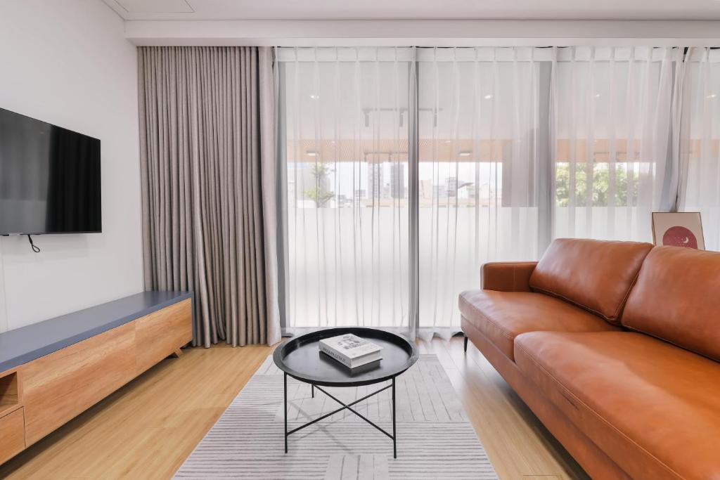 LAGOM APARTMENT AND HOTEL