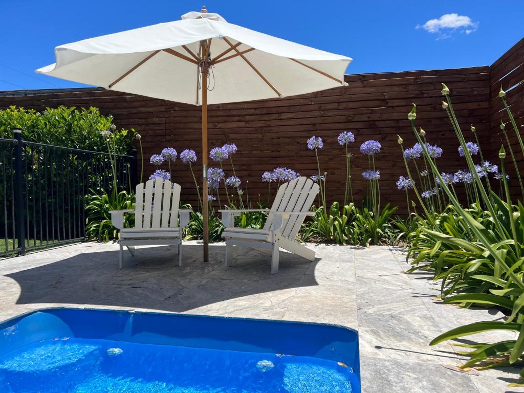 Macleay Cottage with plunge pool and local arts photo 4