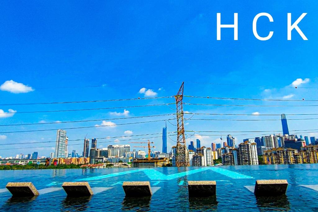 Gigantic KL View at M-Vertica Residence by HCK photo 3