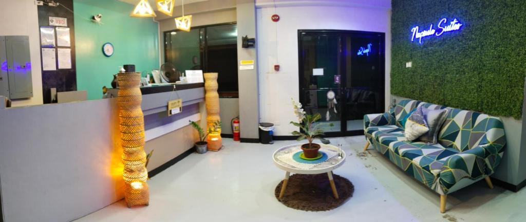 Napsule Suites photo 2