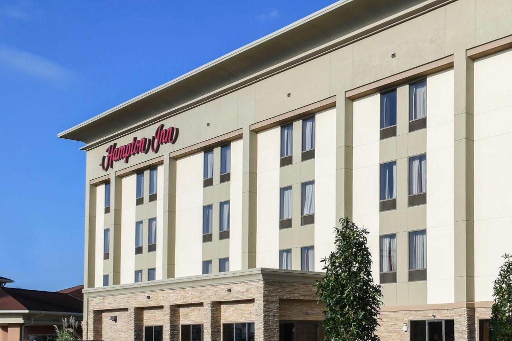 Hampton Inn Dry Ridge image