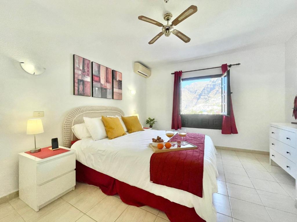 Seaview Townhouse in Puerto Santiago & Los Gigantes photo 4