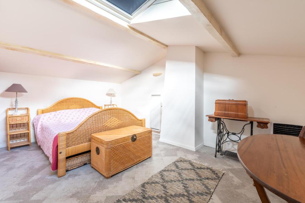 La Célestine - Belle maison en pierre de 250m2 avec jardin photo 4