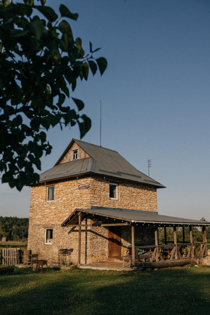 Green Oak Villa