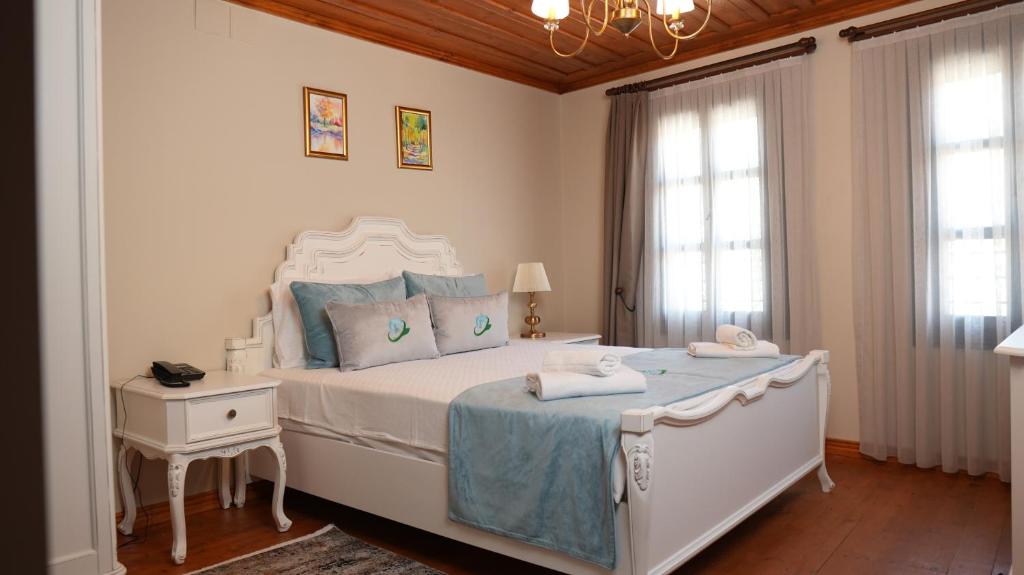 Domatia Stone Hotel photo 1