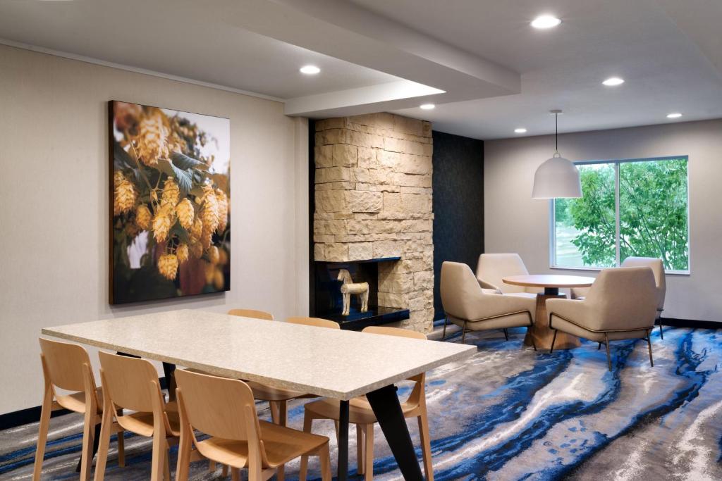 Fairfield Inn & Suites by Marriott Yakima photo 3
