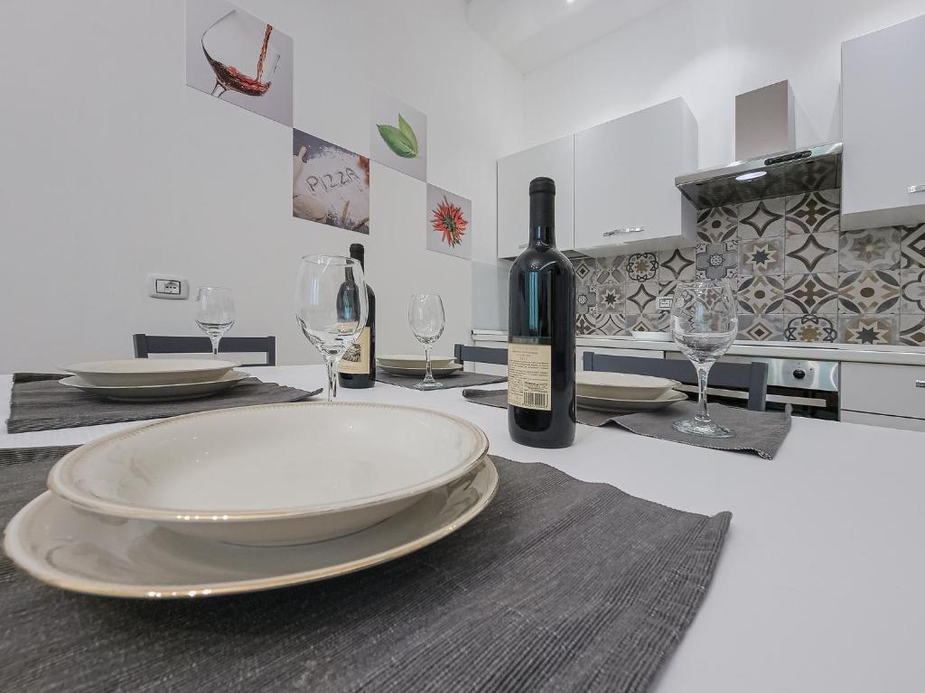 Cobra apartment Gdarco si trova a 600 mt dalla stazione e metropolitana di Sesto Fs photo 1