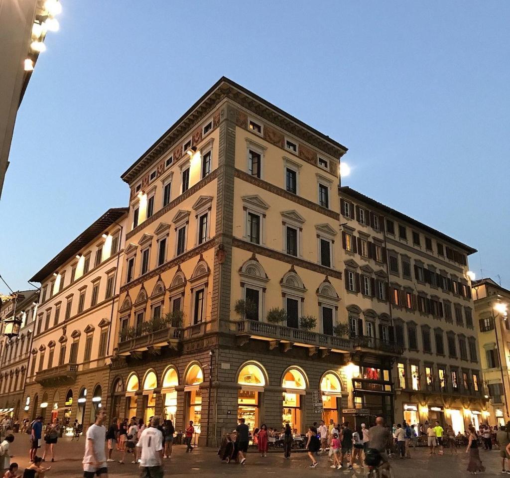 Palazzo Gamba Apartments al Duomo photo 1