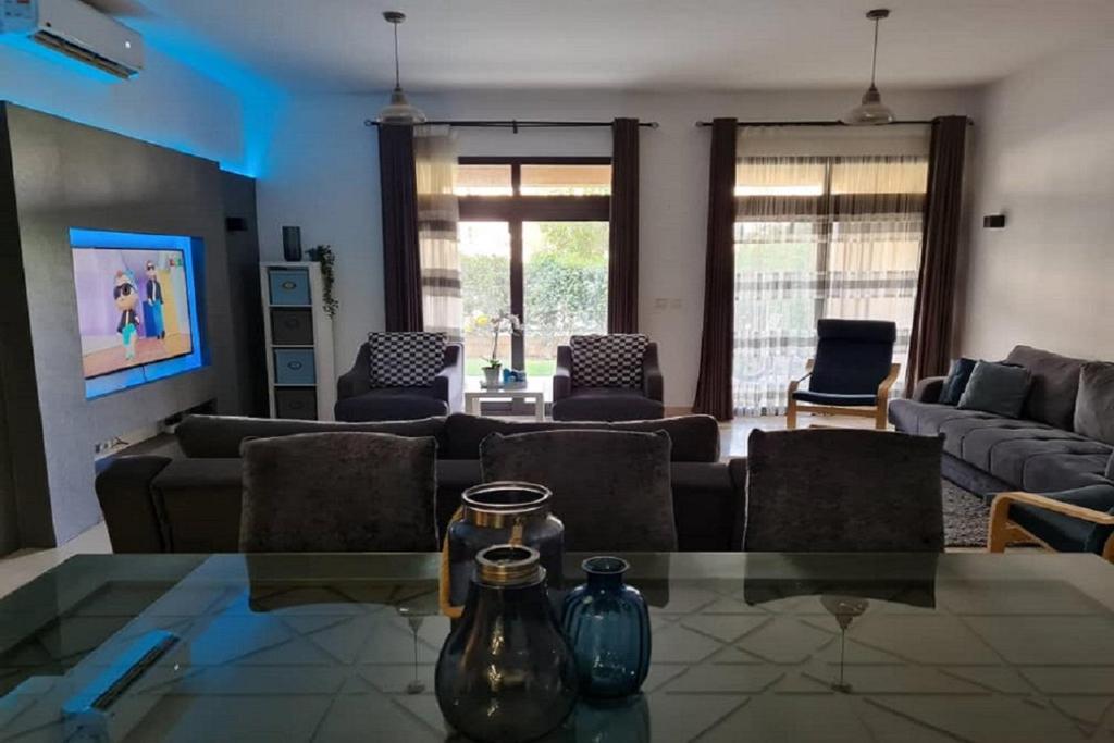 Luxurious Apartment in Mivida with Pool/Gym Access