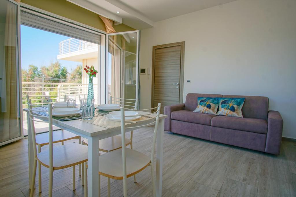 Stella Marina Apartment - Sea View, close to the beach