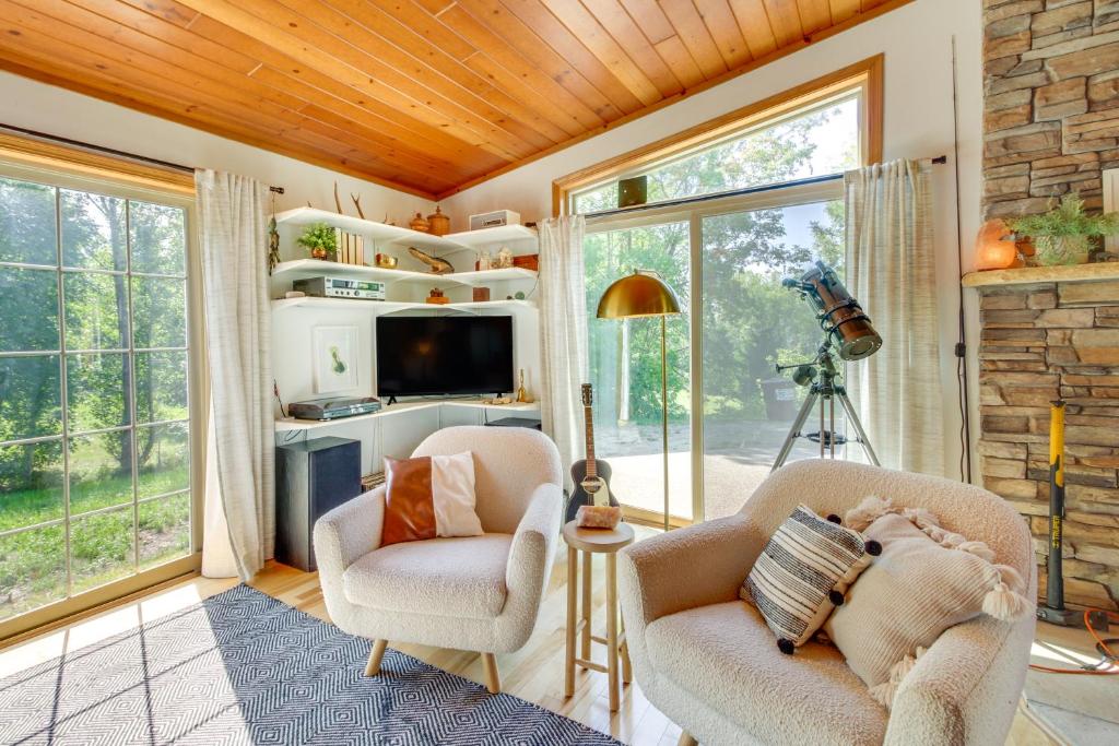 Pet-Friendly Richville Vacation Rental with Dock! photo 3