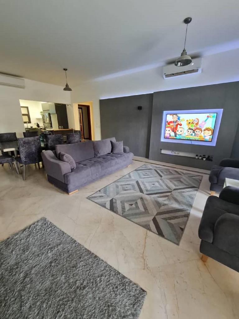 Luxurious Apartment in Mivida with Pool/Gym Access photo 2