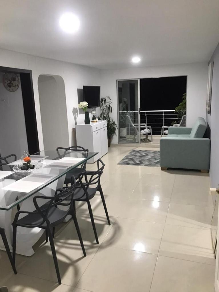 Apartamento cerca estacion de lagos photo 1