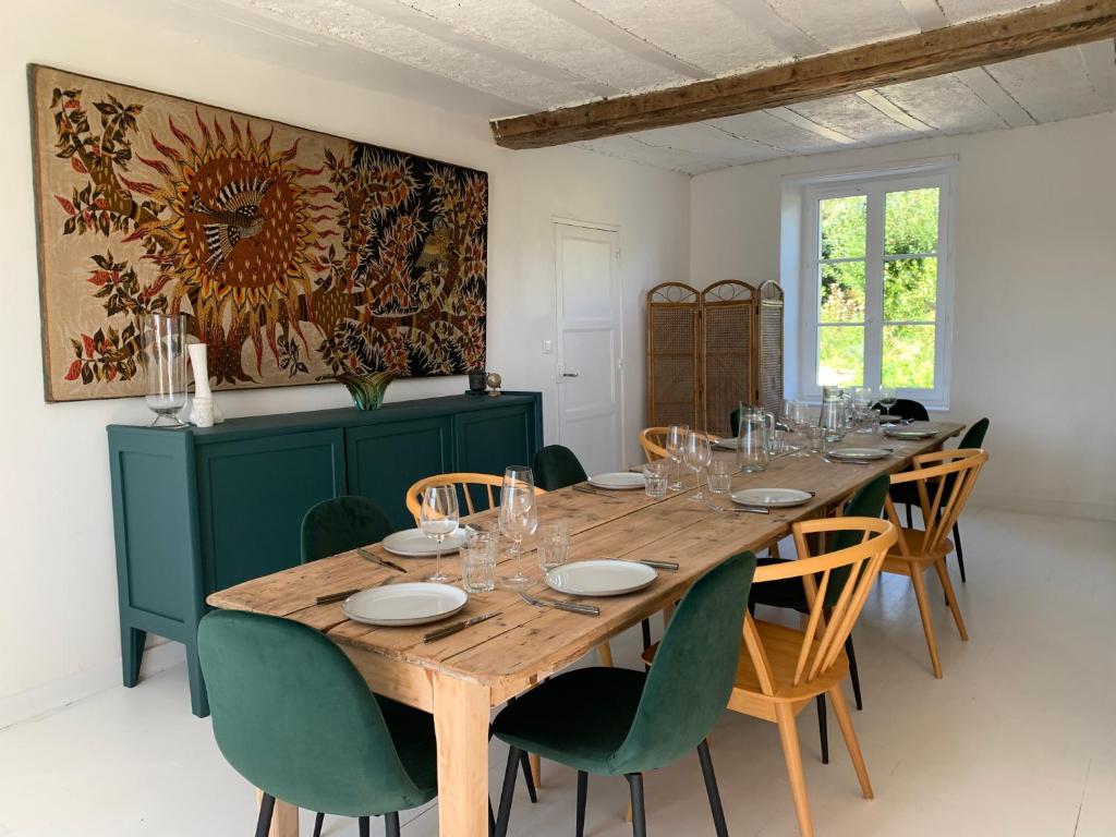 Maison au Cœur de Bellême pour 11 personnes complètement rénovée avec grand jardin, bain suédois, & vue magique photo 2