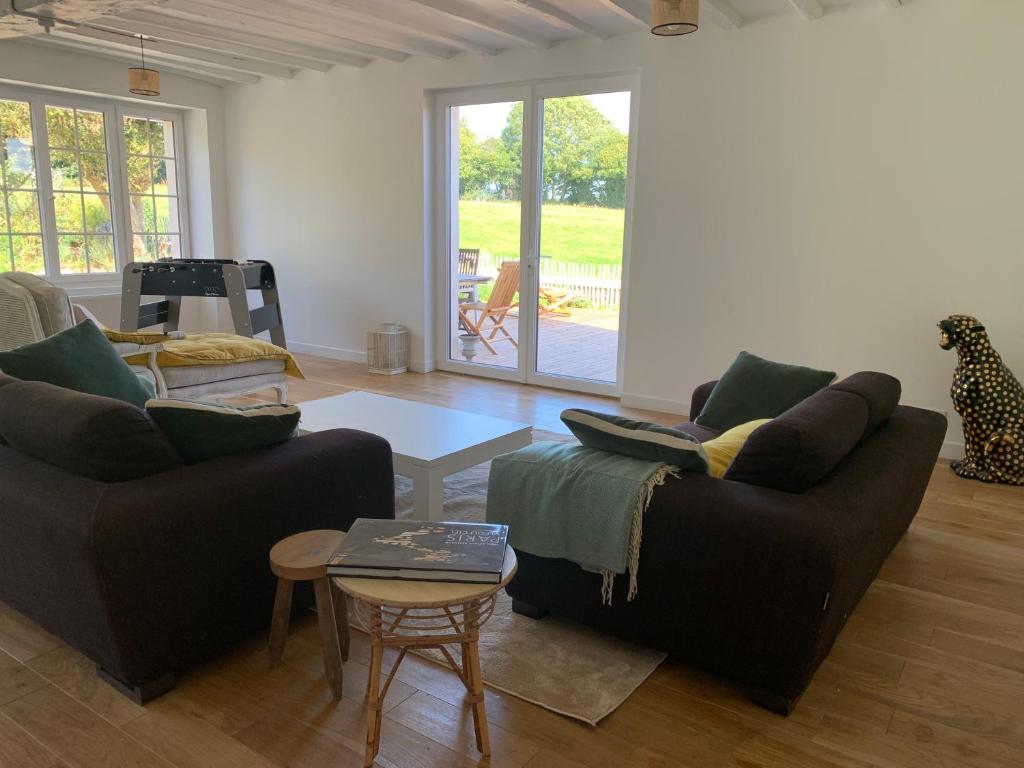 Maison au Cœur de Bellême pour 11 personnes complètement rénovée avec grand jardin, bain suédois, & vue magique photo 3