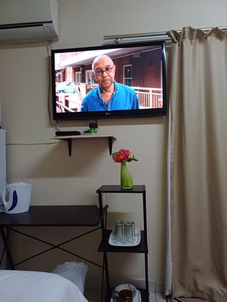 Sheeroh's Place photo 3
