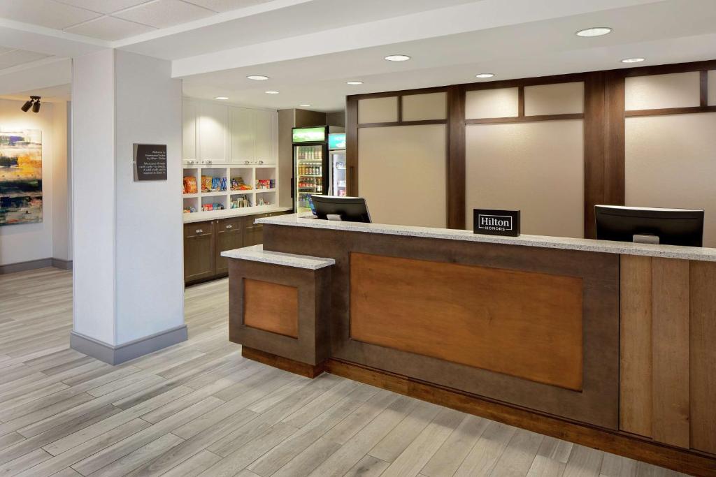 Homewood Suites by Hilton Dallas Market Center photo 3