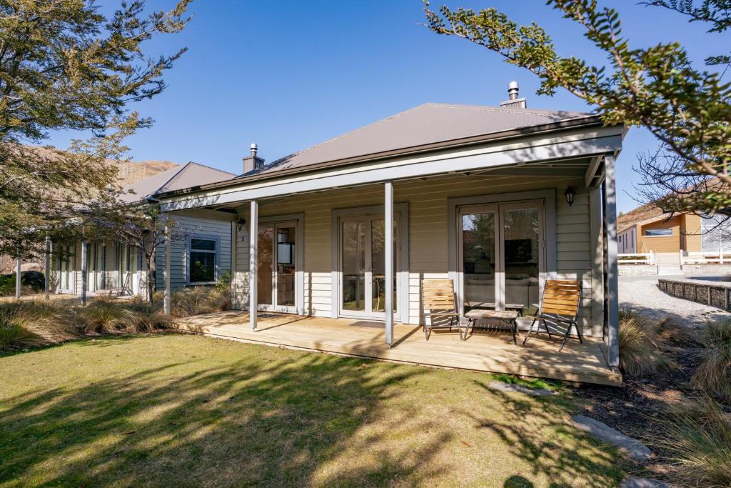 Gold Rush Chalet - Cardrona Holiday Home photo 1