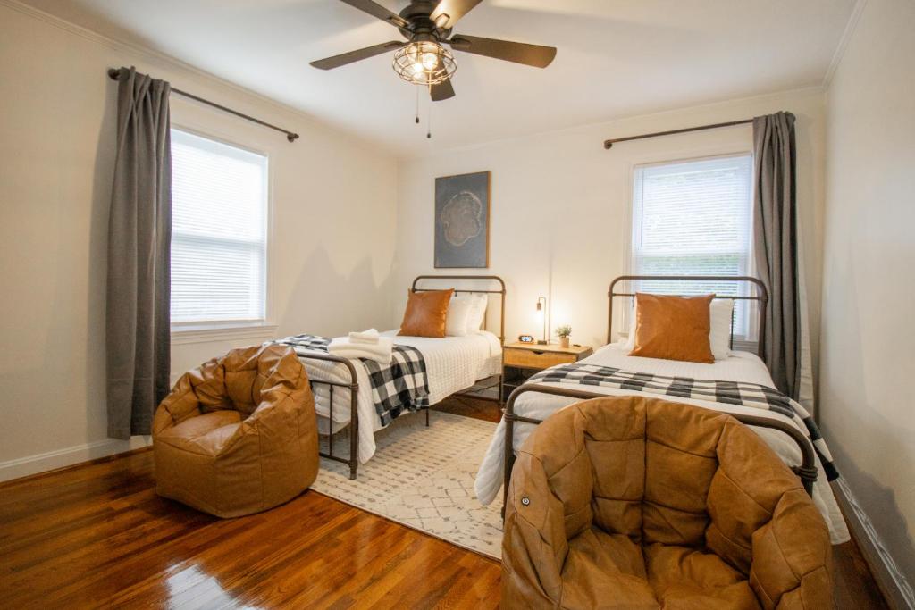 Industrial Chic Getaway Simpsonville - Family Home photo 4