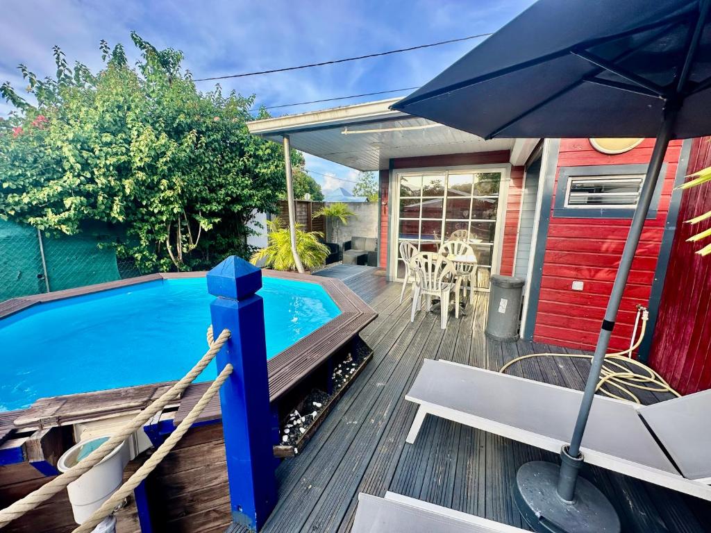 Gîte charmant avec piscine photo 1