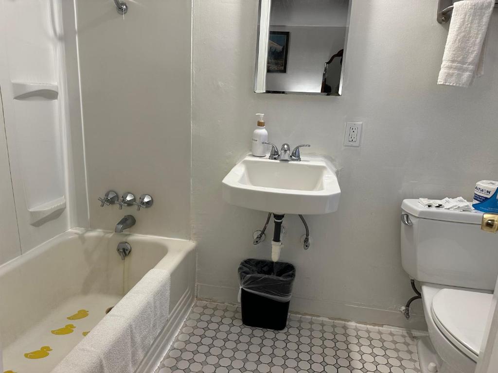 Angeles Motel photo 3