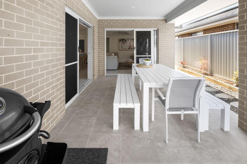 Spoondrift - Pet Friendly - 5 Mins Walk to Beach photo 2