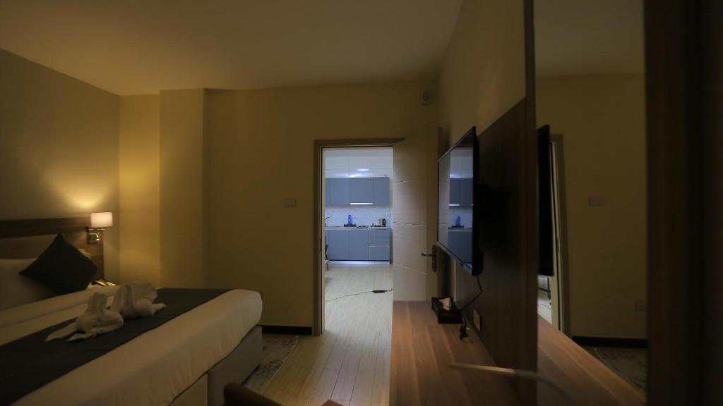 Triple E Hotel and Spa photo 1