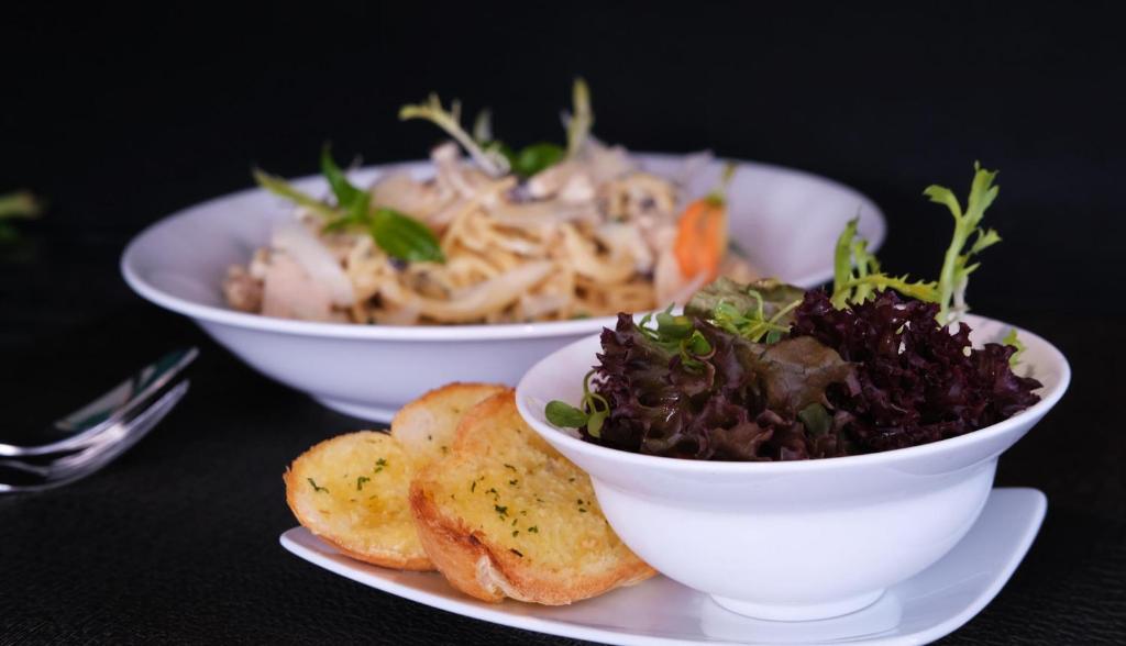 Poonsa Serviced Apartment 5