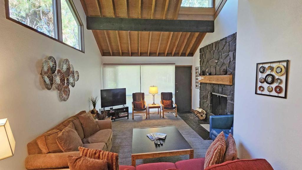 Meadow House 21 image