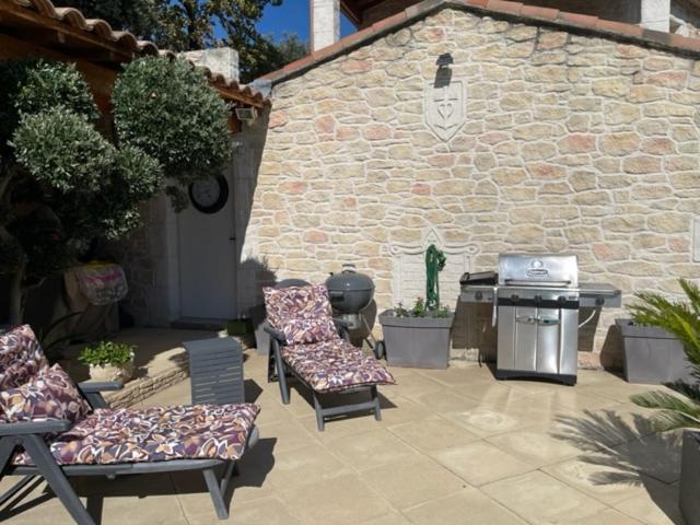 appartement avec piscine photo 4