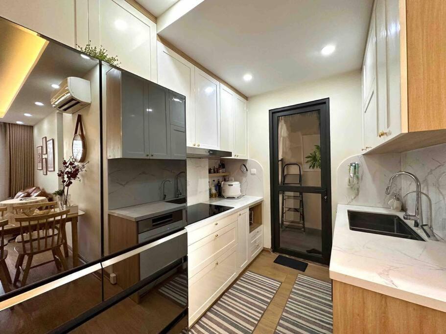 3BDR2WC/Lakeview/Dcapitale