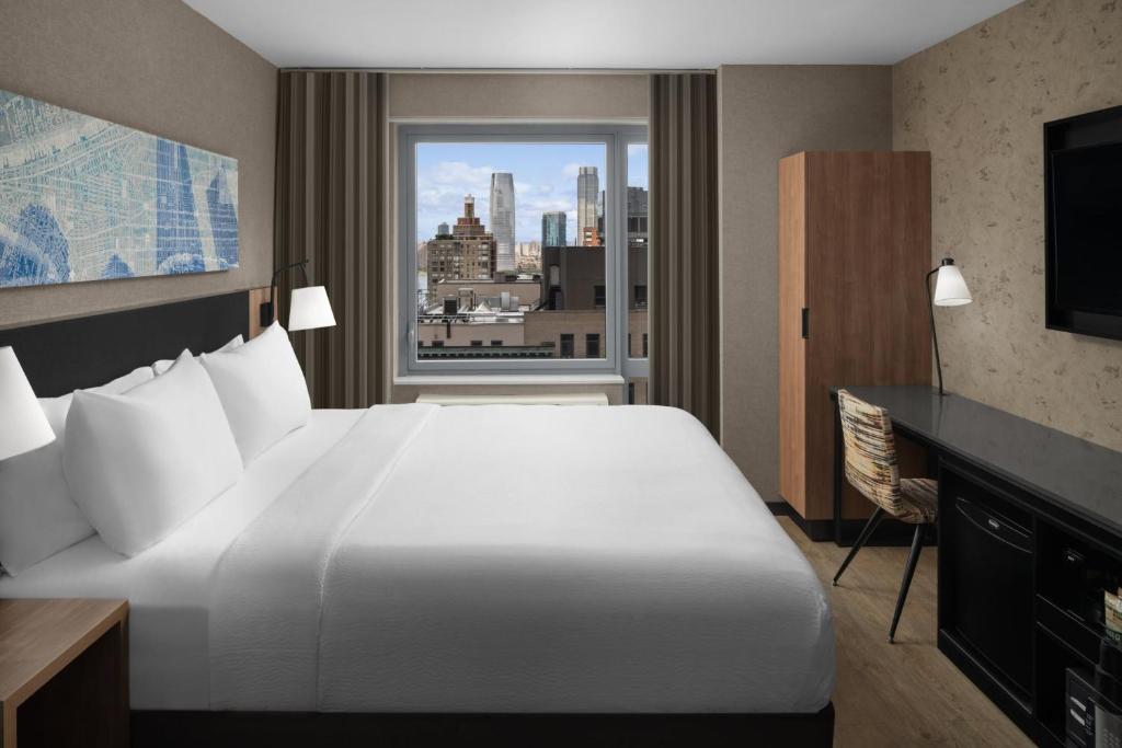 Courtyard by Marriott New York World Trade Center Area image