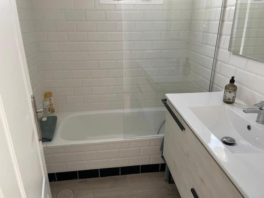 Apartamento en Manilva photo 2