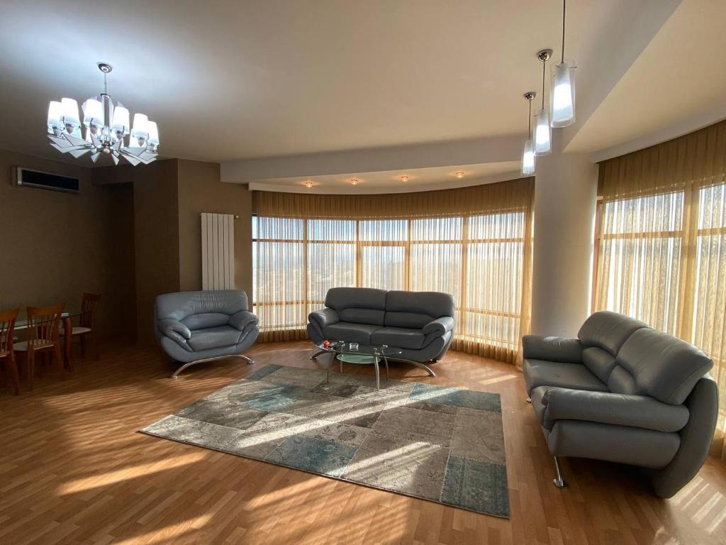 Modern City Center Apartments photo 2