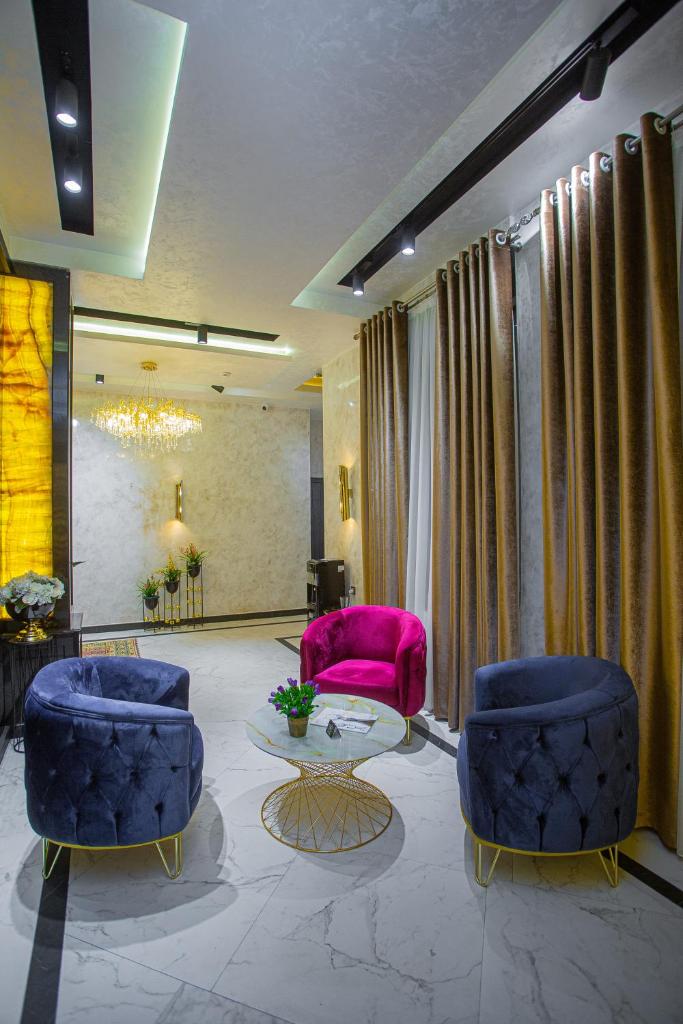Florence Boutique Hotel by Hotel Pro group photo 4