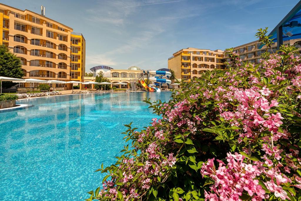 Apartments in Midia Family Resort photo 4