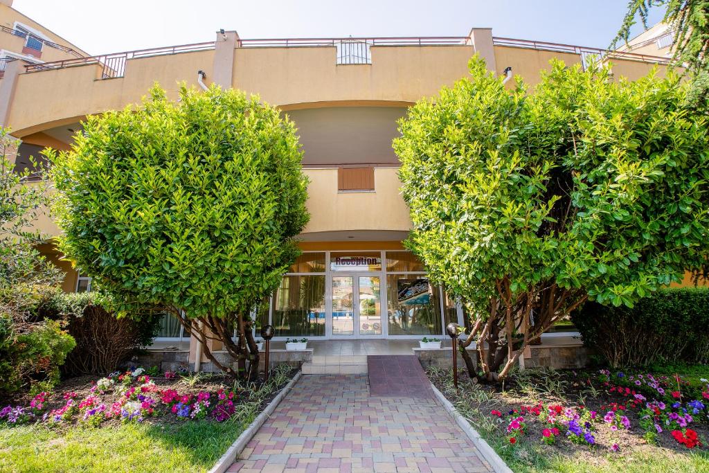 Apartments in Midia Family Resort photo 3