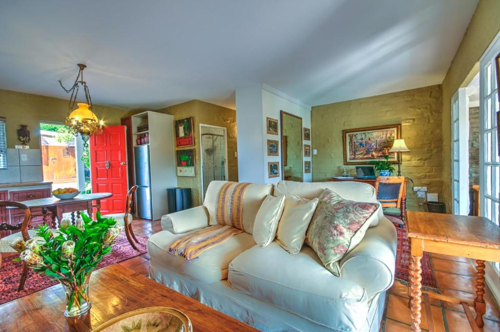 Red Door Cottage photo 2